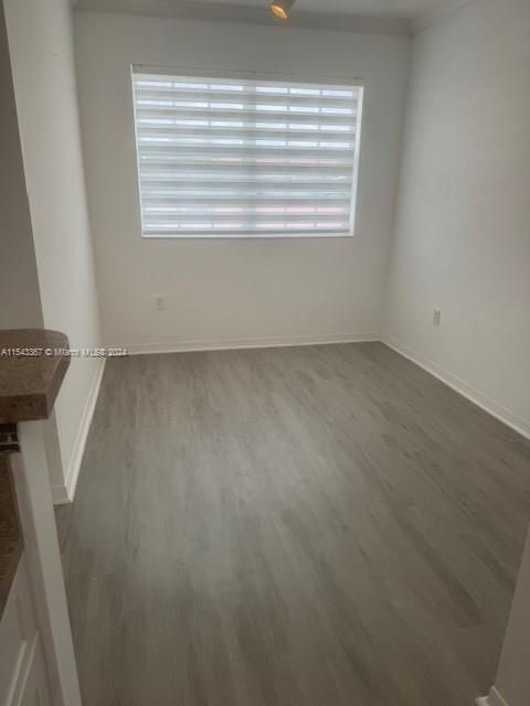 Recently Rented: $2,400 (2 beds, 2 baths, 1130 Square Feet)