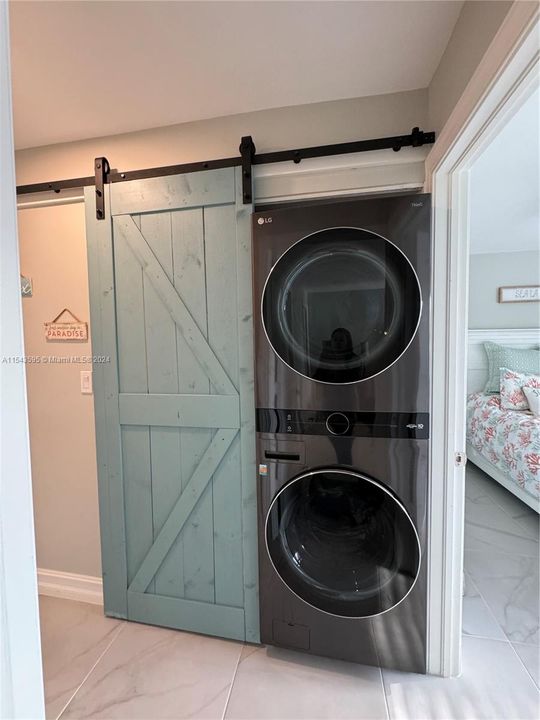 LG Washer/Dryer Tower