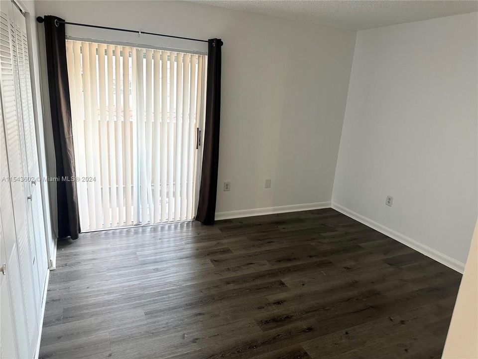 Recently Rented: $2,600 (2 beds, 2 baths, 859 Square Feet)