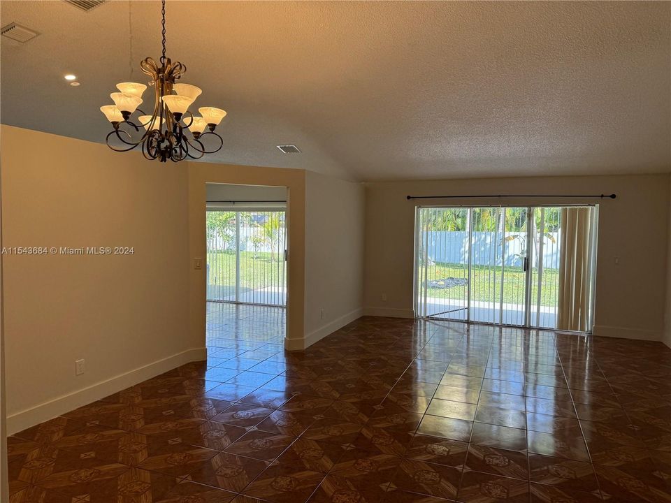 Recently Rented: $3,950 (4 beds, 2 baths, 2020 Square Feet)