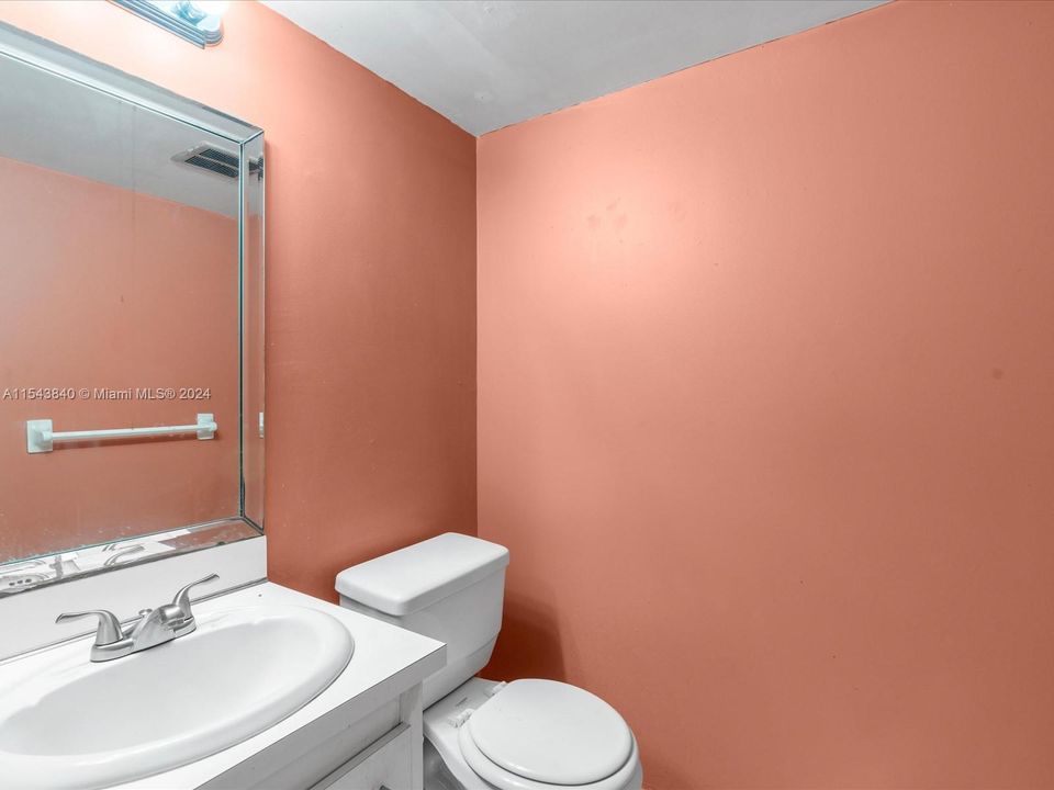 Недавно арендовано: $1,250 (1 спален, 1 ванн, 783 Квадратных фут)