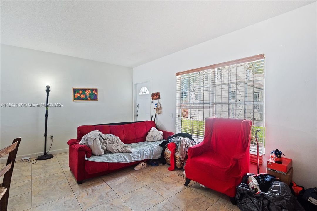 For Sale: $640,000 (0 beds, 0 baths, 1686 Square Feet)