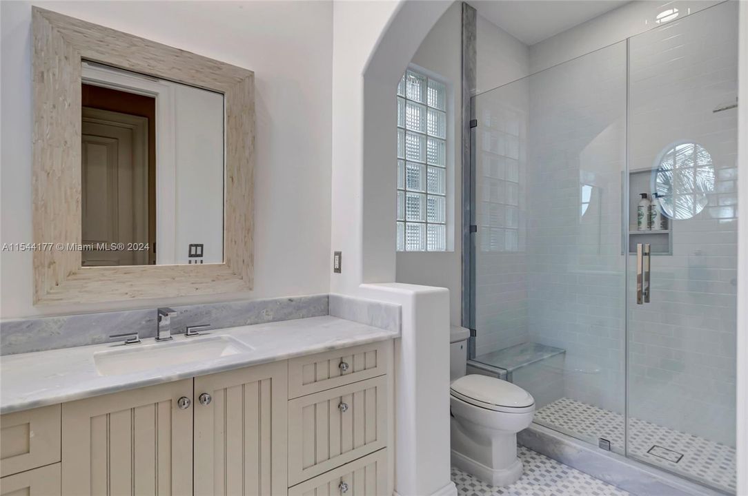 Недавно арендовано: $35,000 (4 спален, 5 ванн, 5319 Квадратных фут)