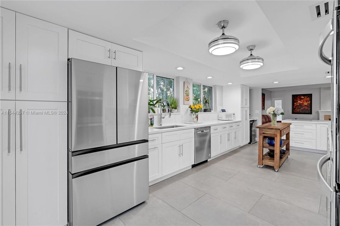 Active With Contract: $1,850,000 (4 beds, 3 baths, 3114 Square Feet)