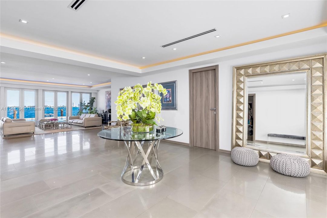 For Sale: $8,950,000 (4 beds, 4 baths, 4225 Square Feet)