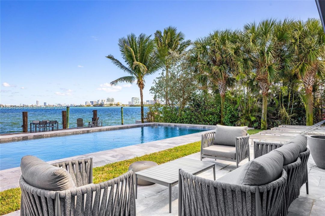 For Sale: $8,950,000 (4 beds, 4 baths, 4225 Square Feet)