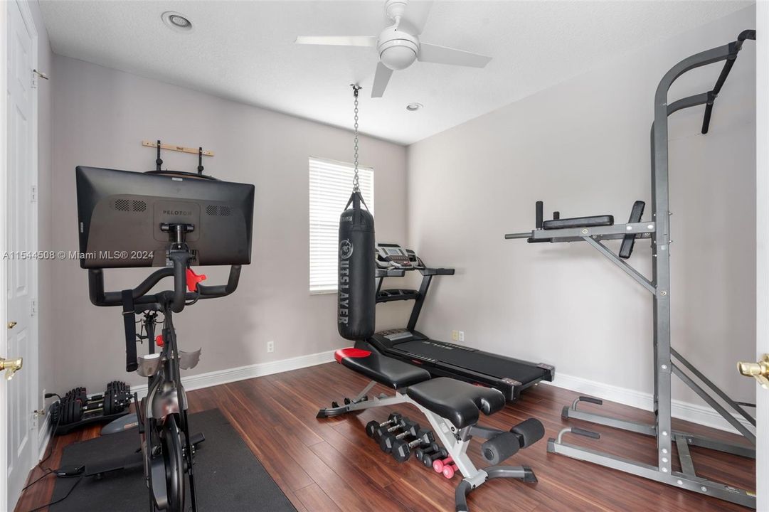 4th Bedroom / Exercise Room
