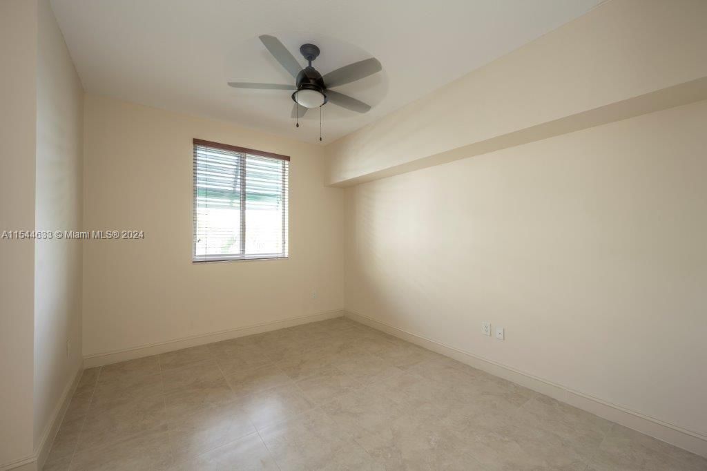 Recently Rented: $3,300 (2 beds, 2 baths, 1331 Square Feet)