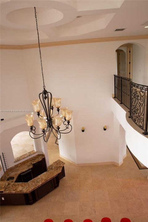 Vendido Recientemente: $3,599,000 (6 camas, 6 baños, 7402 Pies cuadrados)