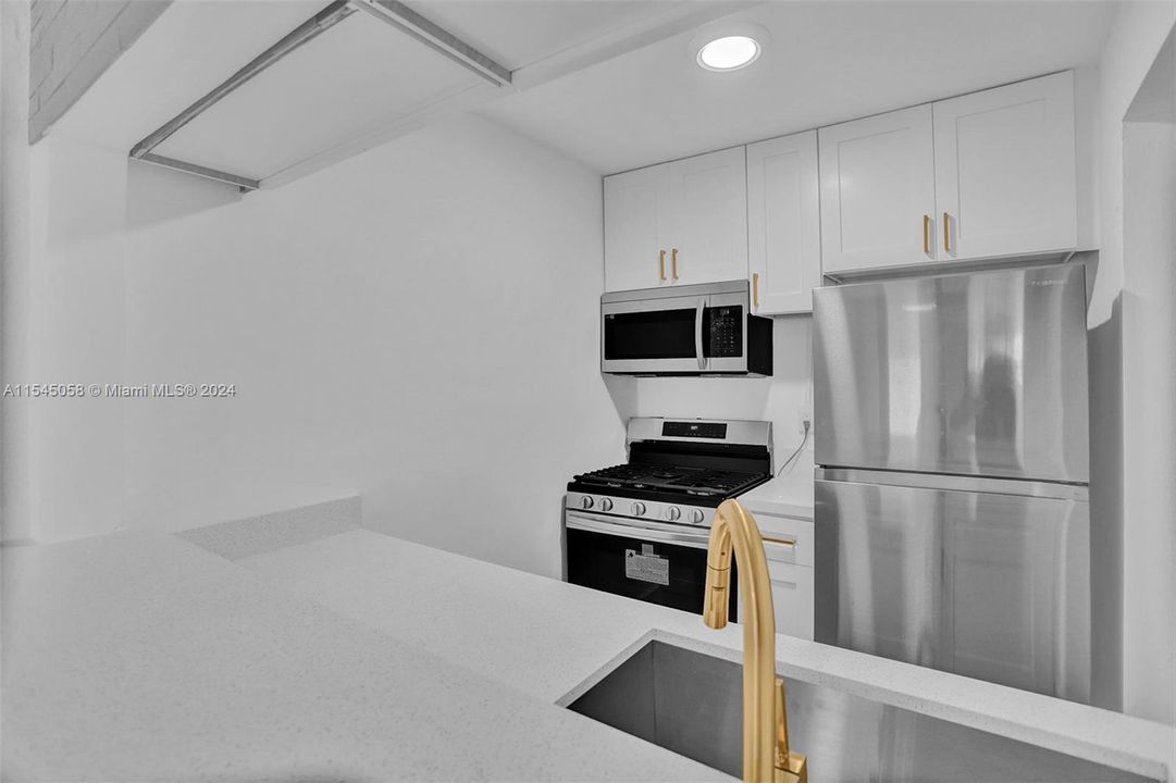 最近租的: $2,500 (2 贝兹, 1 浴室, 760 平方英尺)