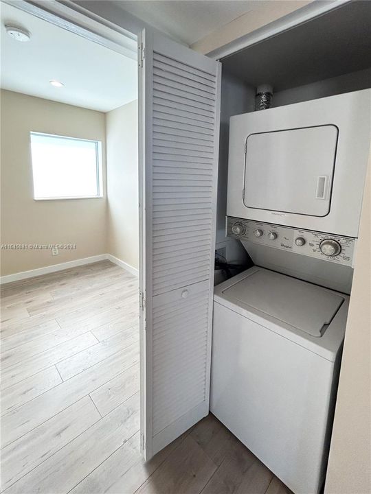 Recently Rented: $1,950 (1 beds, 1 baths, 650 Square Feet)