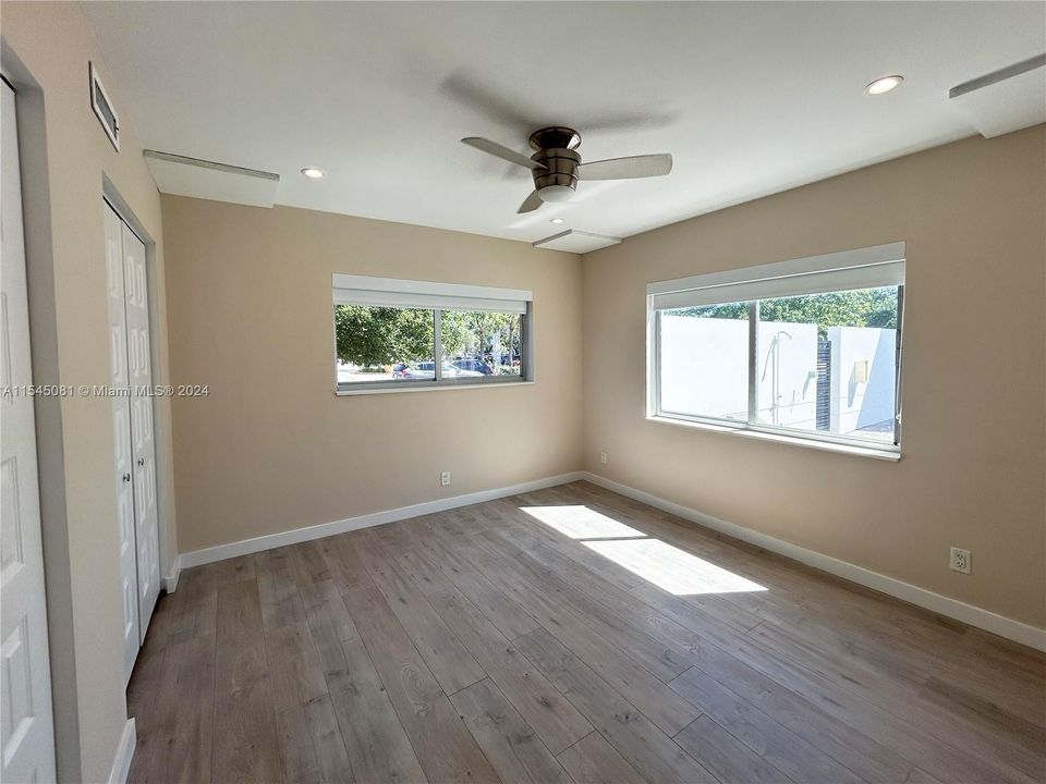 Recently Rented: $1,950 (1 beds, 1 baths, 650 Square Feet)