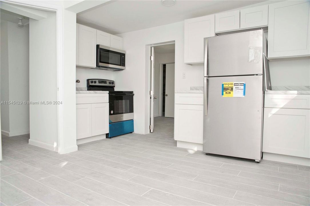 Recently Rented: $1,650 (2 beds, 1 baths, 650 Square Feet)