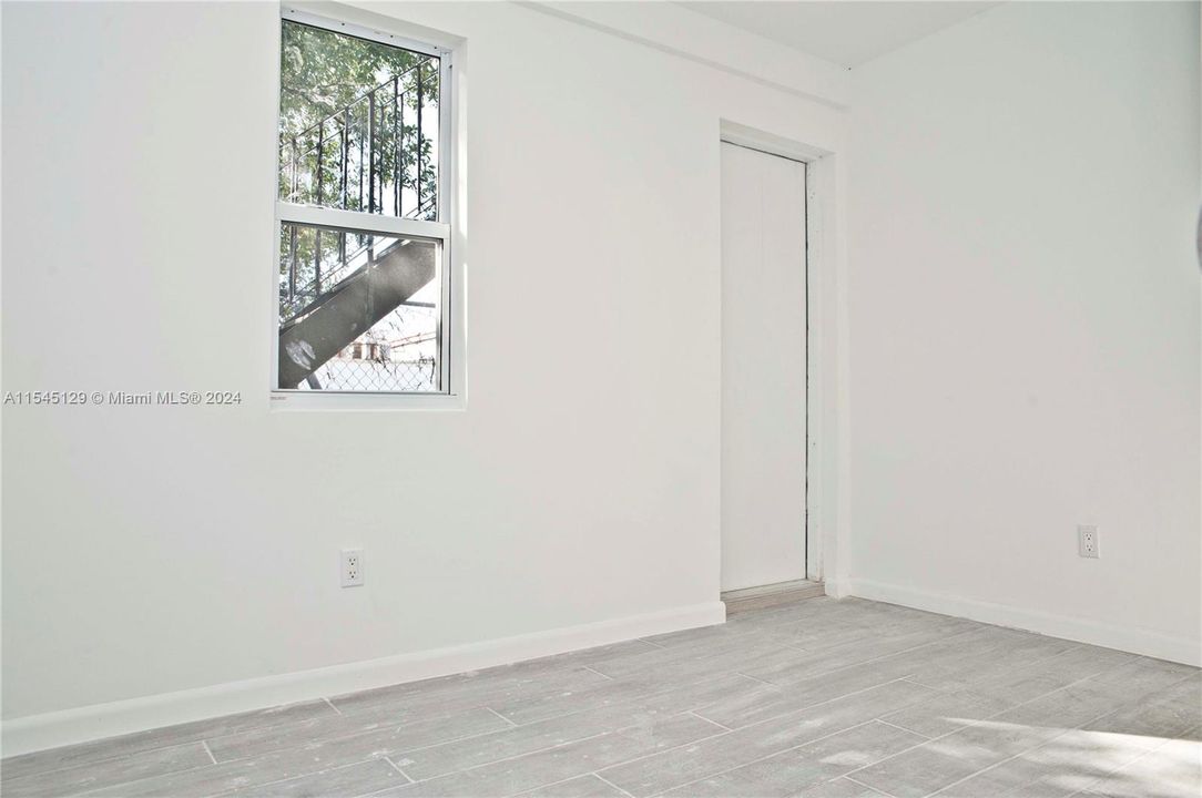 Recently Rented: $1,650 (2 beds, 1 baths, 650 Square Feet)