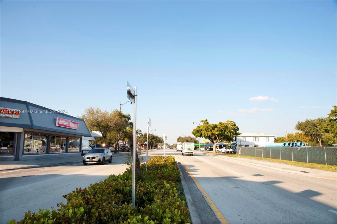 Recently Rented: $1,650 (2 beds, 1 baths, 650 Square Feet)