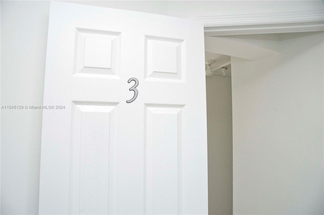 Recently Rented: $1,650 (2 beds, 1 baths, 650 Square Feet)