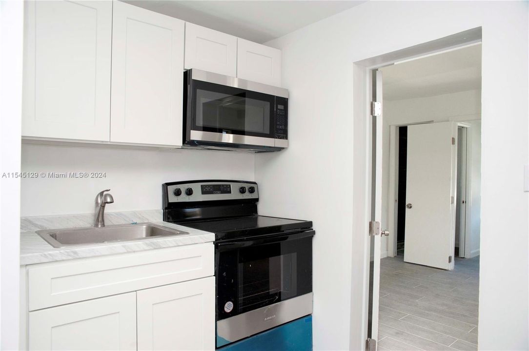 Recently Rented: $1,650 (2 beds, 1 baths, 650 Square Feet)