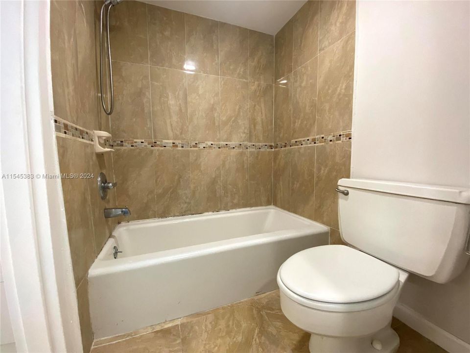 Recientemente alquilado: $2,000 (1 camas, 1 baños, 694 Pies cuadrados)