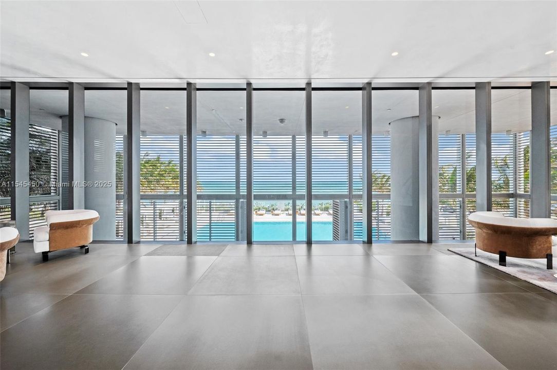 For Rent: $22,000 (3 beds, 3 baths, 2545 Square Feet)