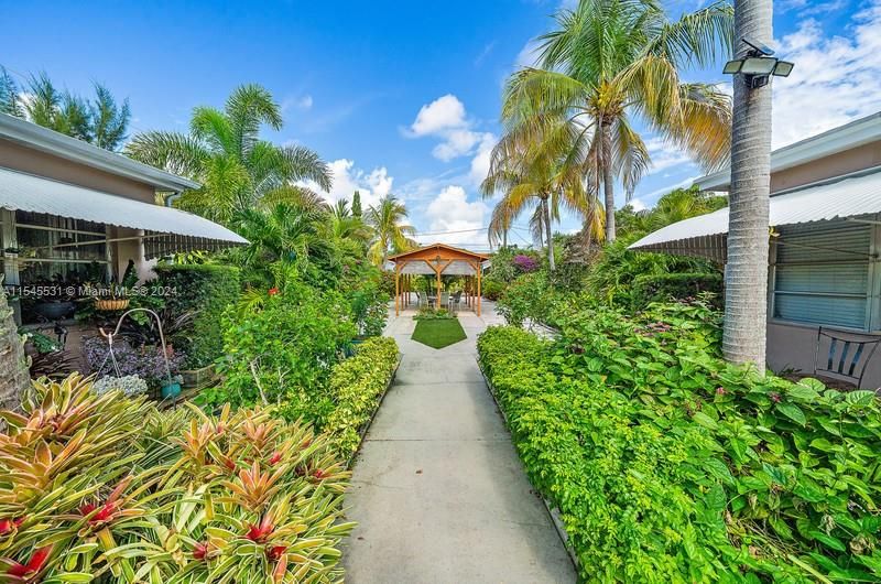 Recently Sold: $2,500,000 (0 beds, 0 baths, 7251 Square Feet)