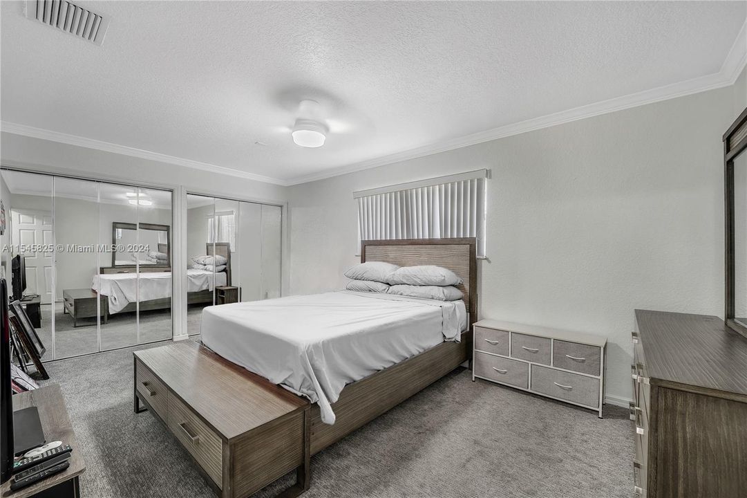 Recently Sold: $1,800,000 (0 beds, 0 baths, 4104 Square Feet)