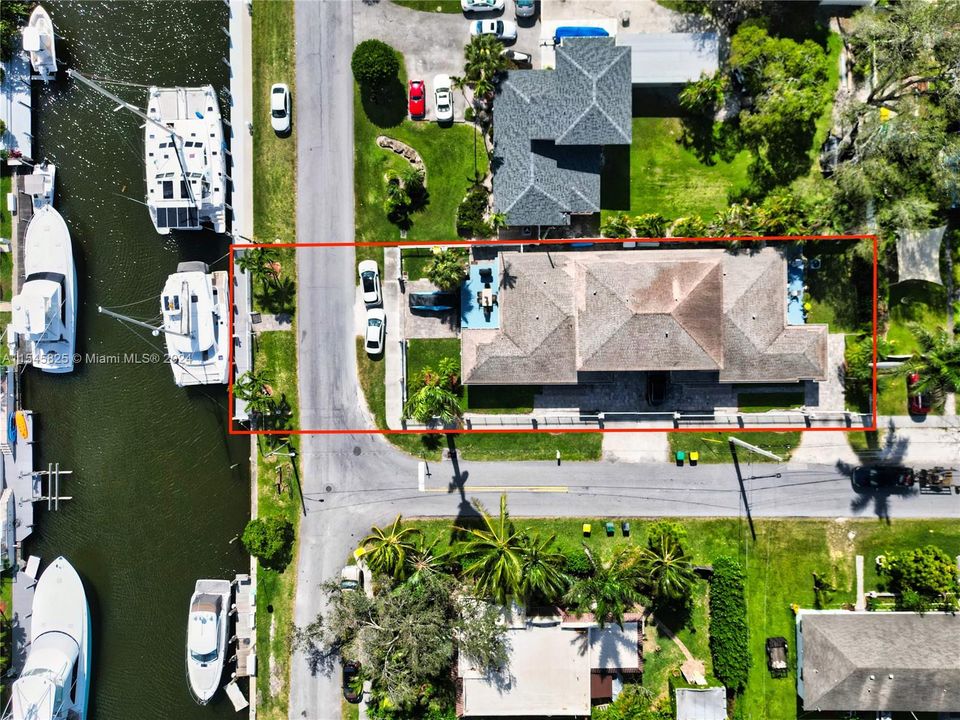 Recently Sold: $1,800,000 (0 beds, 0 baths, 4104 Square Feet)