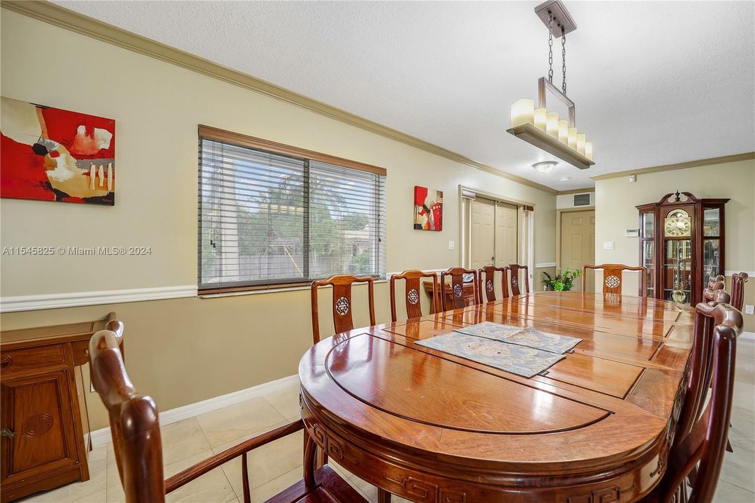 Recently Sold: $1,800,000 (0 beds, 0 baths, 4104 Square Feet)