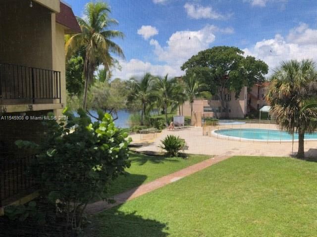 Recently Rented: $1,650 (1 beds, 1 baths, 954 Square Feet)