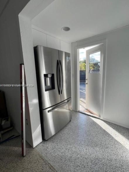 Recently Rented: $2,900 (2 beds, 1 baths, 1068 Square Feet)