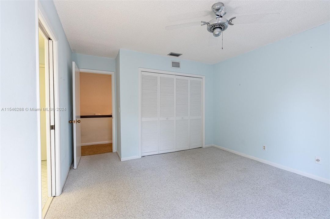 最近售出: $1,595,000 (5 贝兹, 3 浴室, 0 平方英尺)