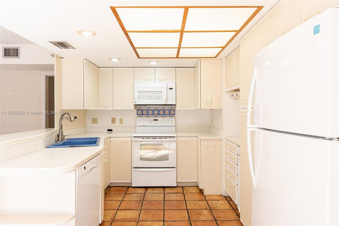 最近售出: $1,595,000 (5 贝兹, 3 浴室, 0 平方英尺)