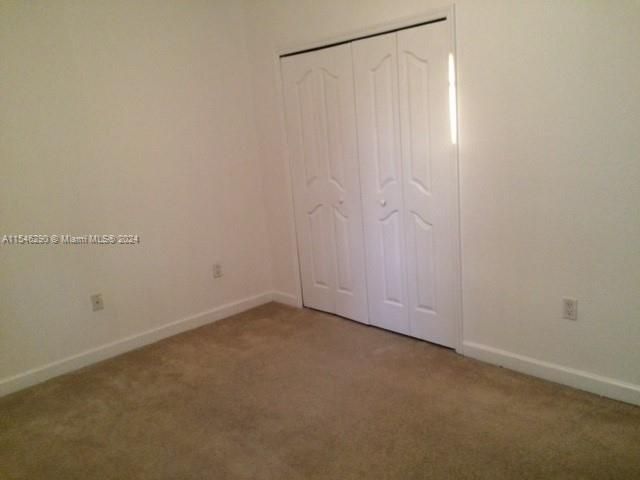 Recently Rented: $3,650 (3 beds, 2 baths, 2080 Square Feet)