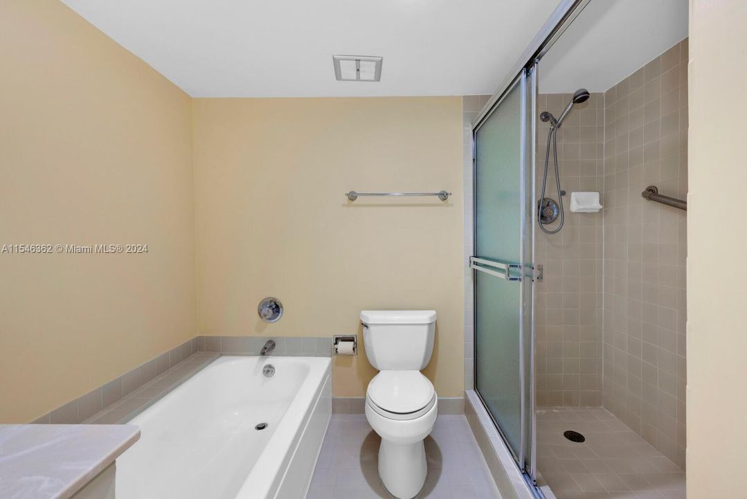 最近售出: $699,000 (2 贝兹, 2 浴室, 1411 平方英尺)