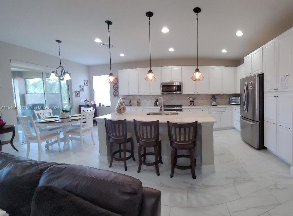 Recently Sold: $535,000 (3 beds, 3 baths, 0 Square Feet)