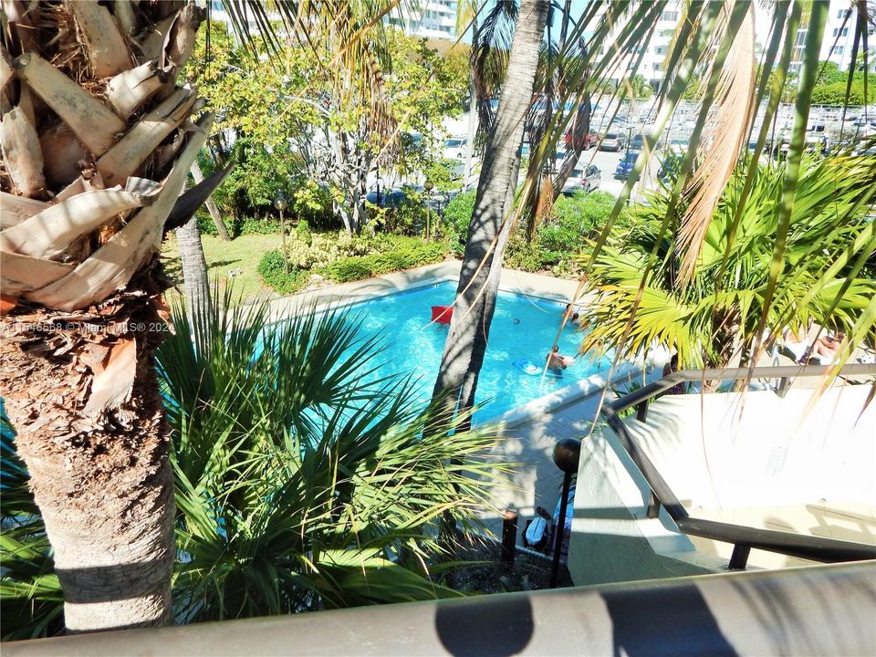 Recently Rented: $5,200 (2 beds, 2 baths, 1435 Square Feet)