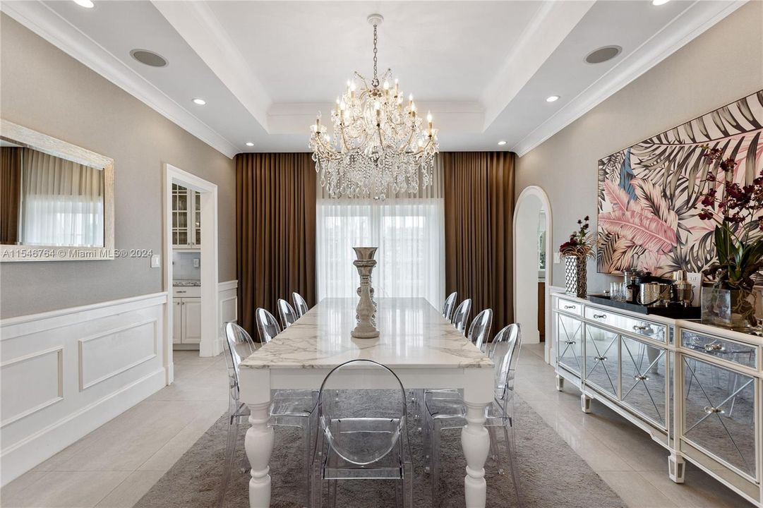 Entertain in the Formal Dining Room