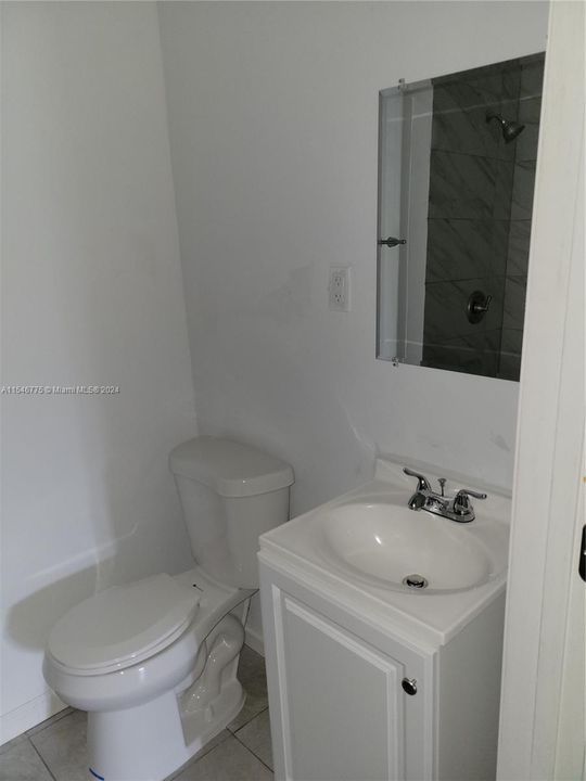 For Sale: $124,900 (2 beds, 1 baths, 928 Square Feet)