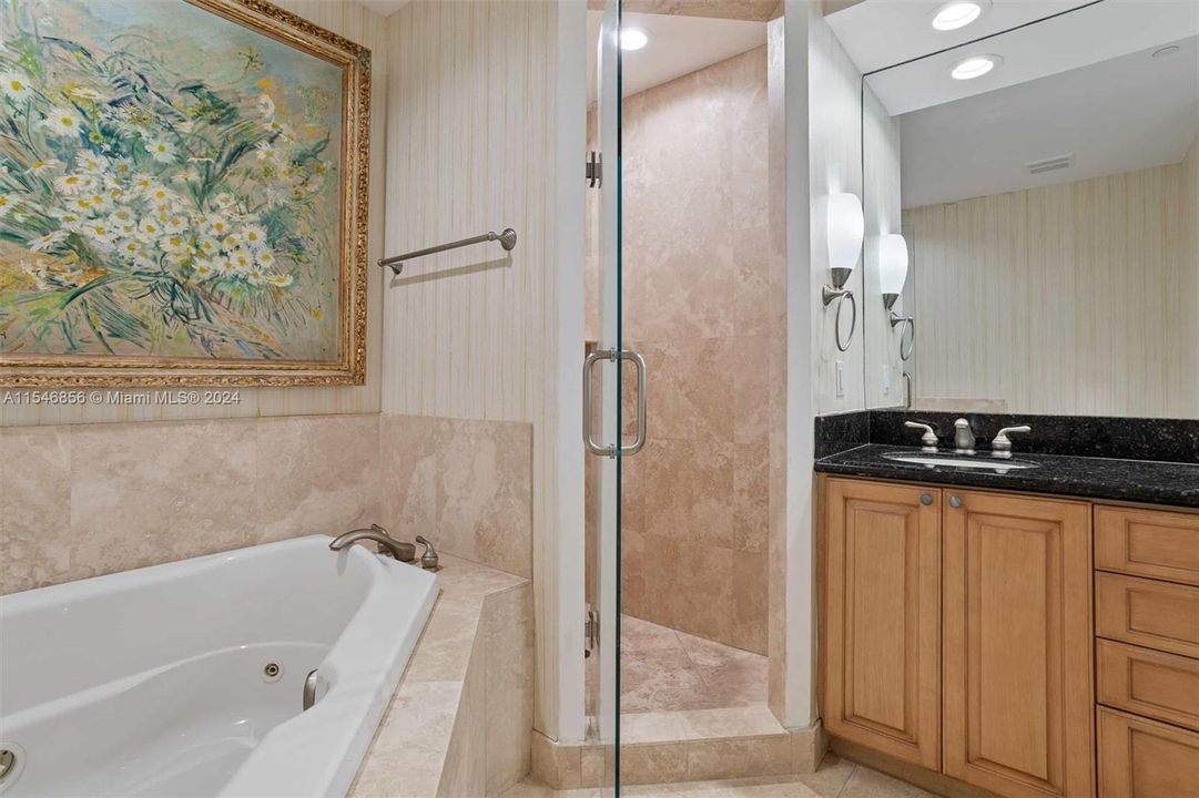 最近售出: $1,225,000 (4 贝兹, 3 浴室, 3181 平方英尺)