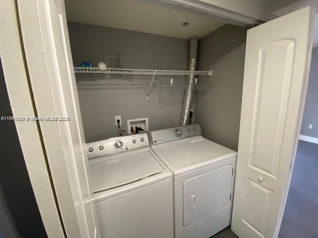 Recently Rented: $2,850 (1 beds, 1 baths, 835 Square Feet)