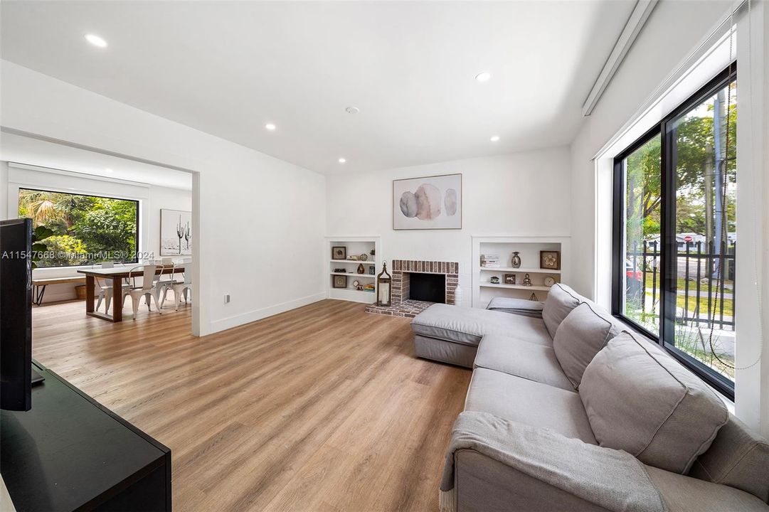 Active With Contract: $1,795,000 (4 beds, 3 baths, 2414 Square Feet)