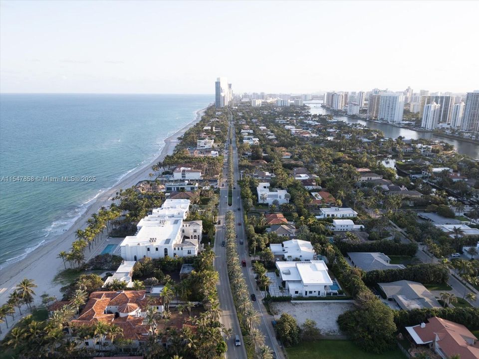 For Sale: $3,489,000 (0.25 acres)