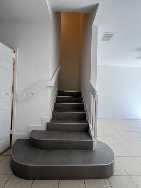 Recently Rented: $2,850 (4 beds, 2 baths, 1734 Square Feet)