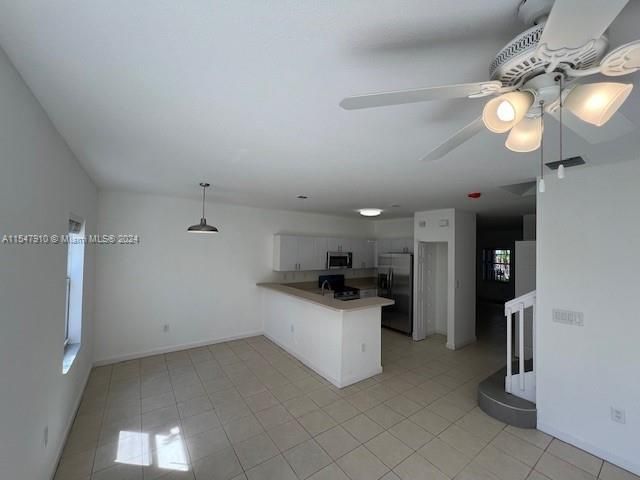 Recently Rented: $2,850 (4 beds, 2 baths, 1734 Square Feet)