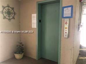 На продажу: $259,000 (1 спален, 1 ванн, 666 Квадратных фут)