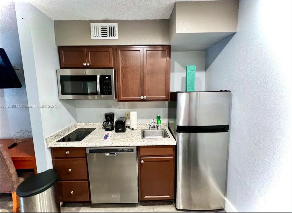 For Sale: $190,000 (1 beds, 1 baths, 0 Square Feet)