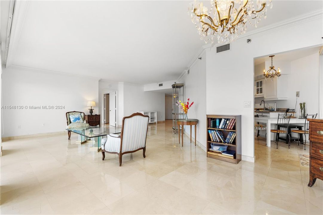 For Sale: $2,200,000 (2 beds, 2 baths, 1690 Square Feet)