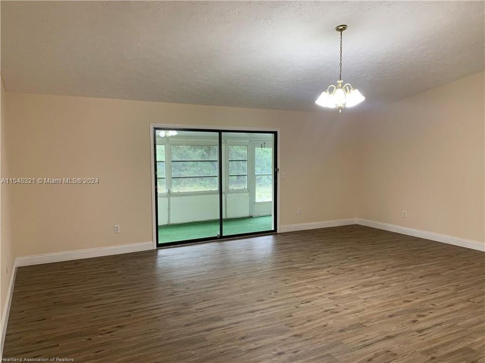 For Rent: $1,800 (3 beds, 2 baths, 0 Square Feet)
