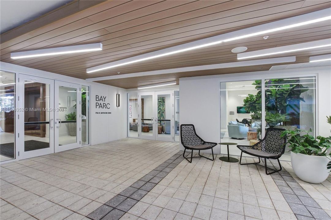 Recently Rented: $2,639 (1 beds, 1 baths, 708 Square Feet)