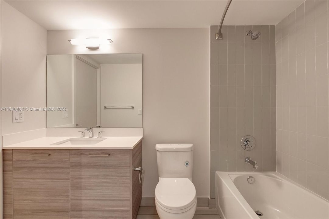 Recently Rented: $2,639 (1 beds, 1 baths, 708 Square Feet)