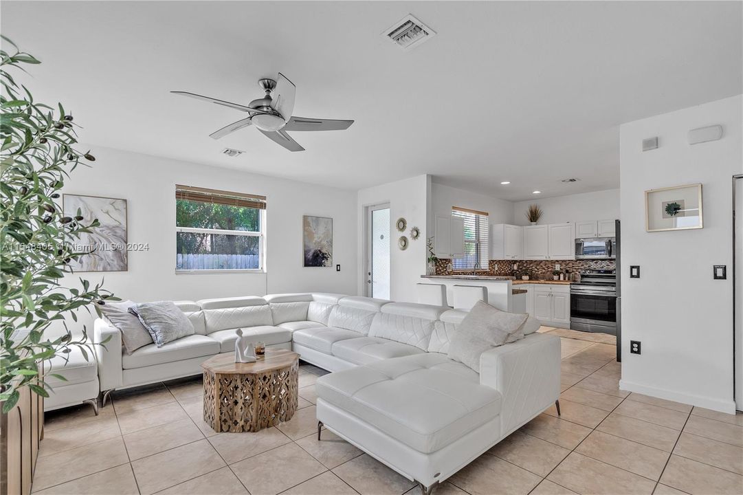 For Sale: $540,000 (4 beds, 2 baths, 2379 Square Feet)